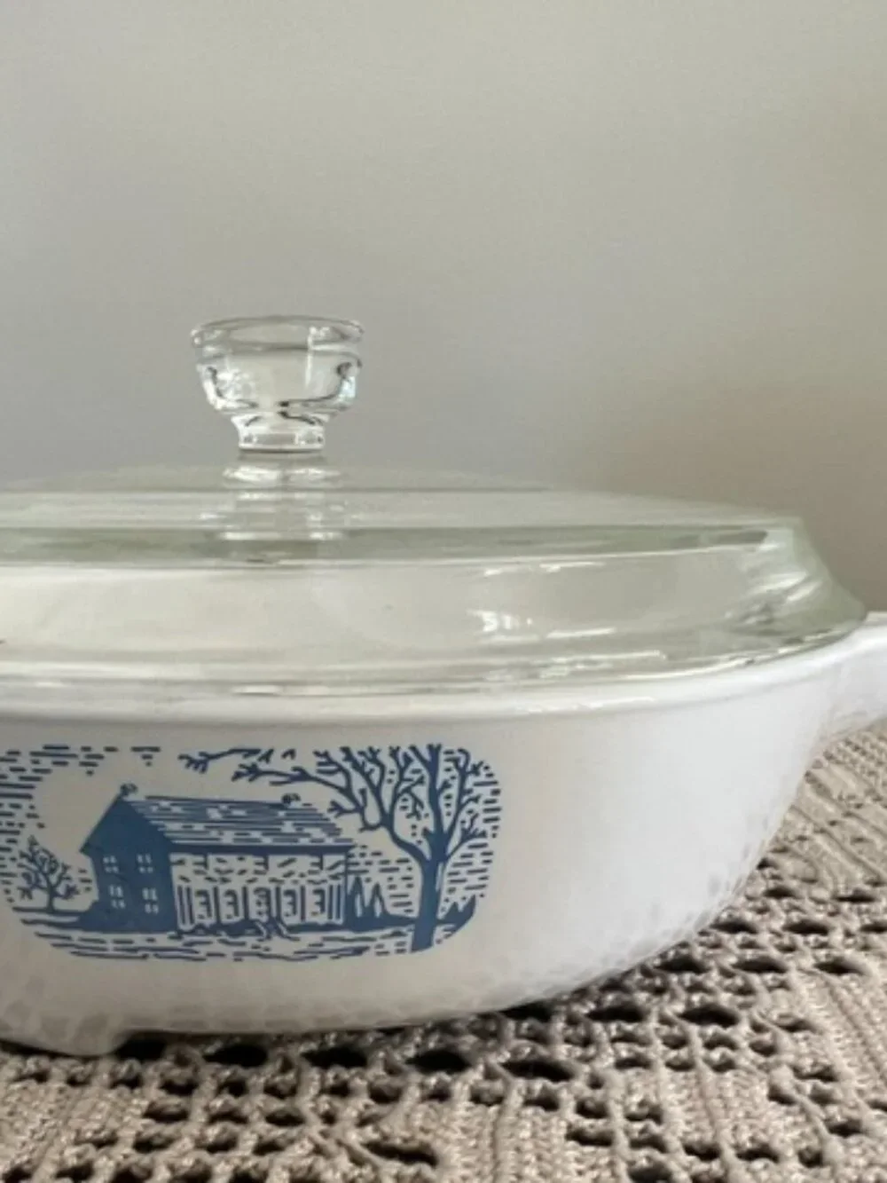 VTG Amana Radaranges White/Blue Browning Skillet W/Glass Lid By Corning